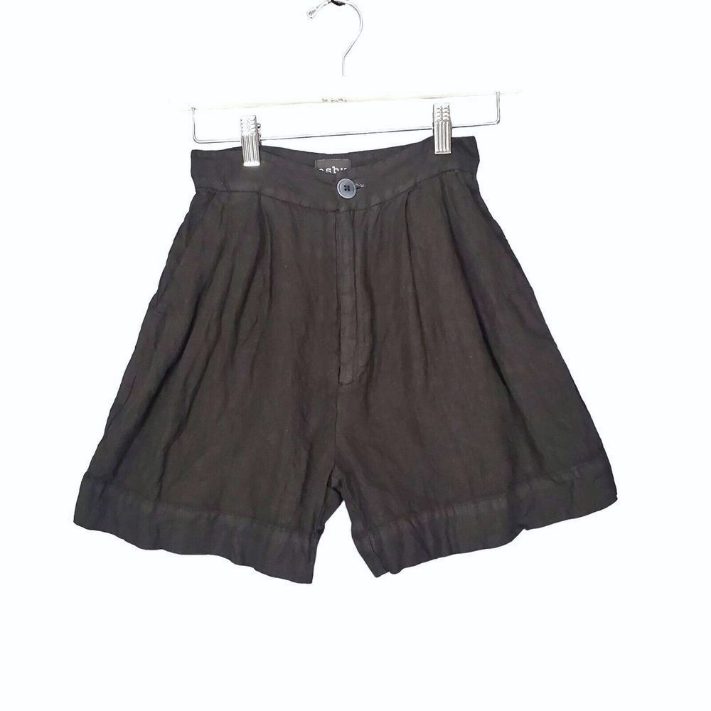 Esby Womens Minimalist Coastal Luxury Chic 100% Linen Pleated Shorts 0 Black USA